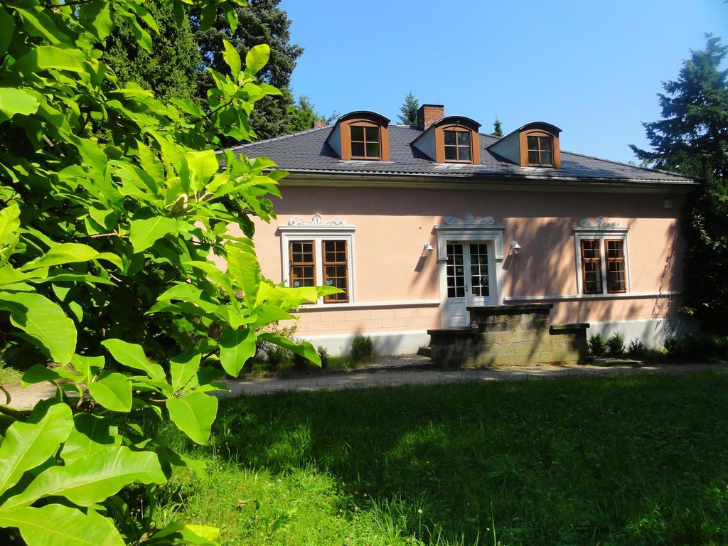 Ferienwohnungen Am Stadtpark Goerlitz Oda fotoğraf